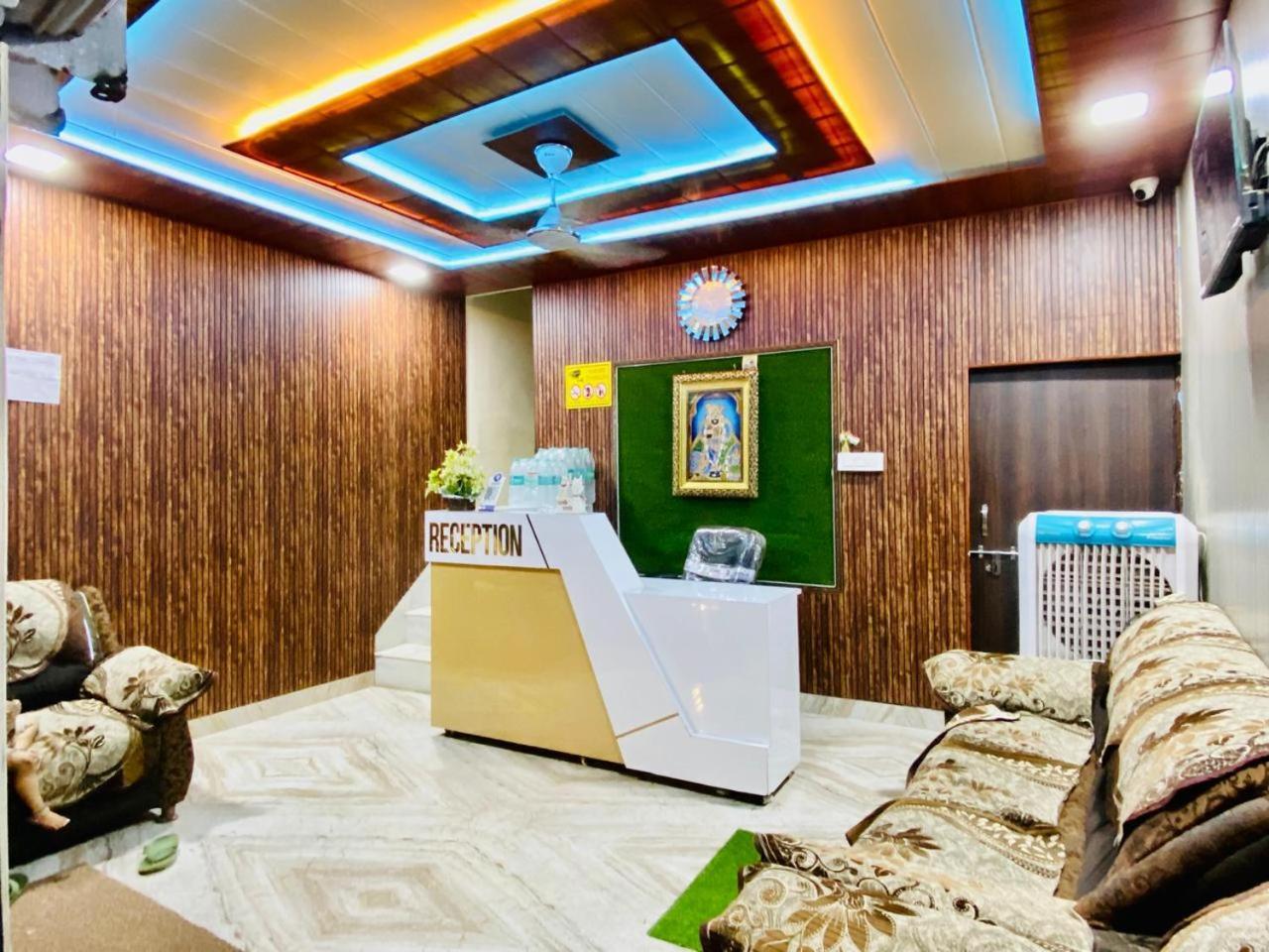 The Raman Palace- A Budget Hotel Mathura Eksteriør bilde